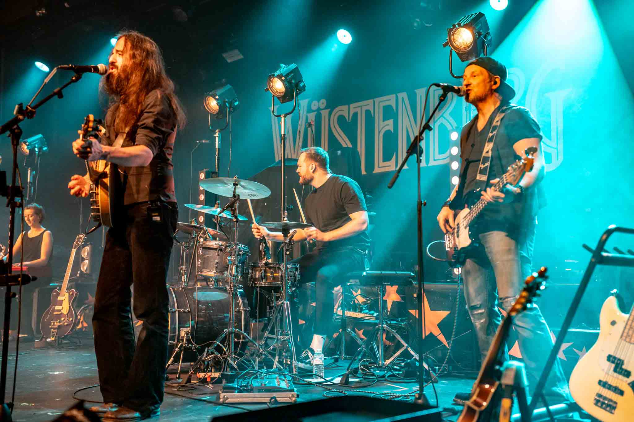 Wüstenberg live at Carlswerk Victoria Wüstenberg live at Carlswerk Victoria