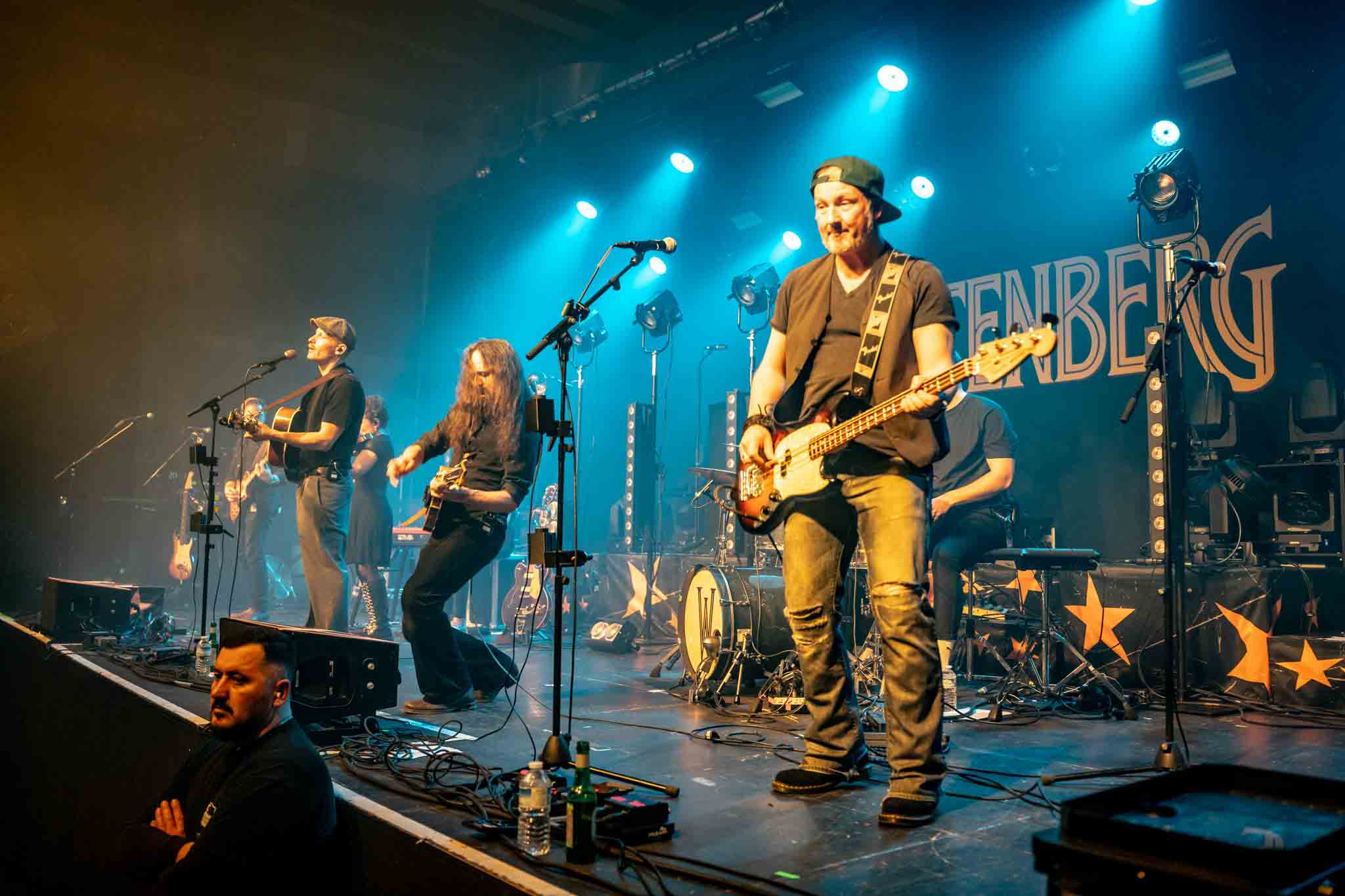 Wüstenberg live at Carlswerk Victoria Wüstenberg live at Carlswerk Victoria