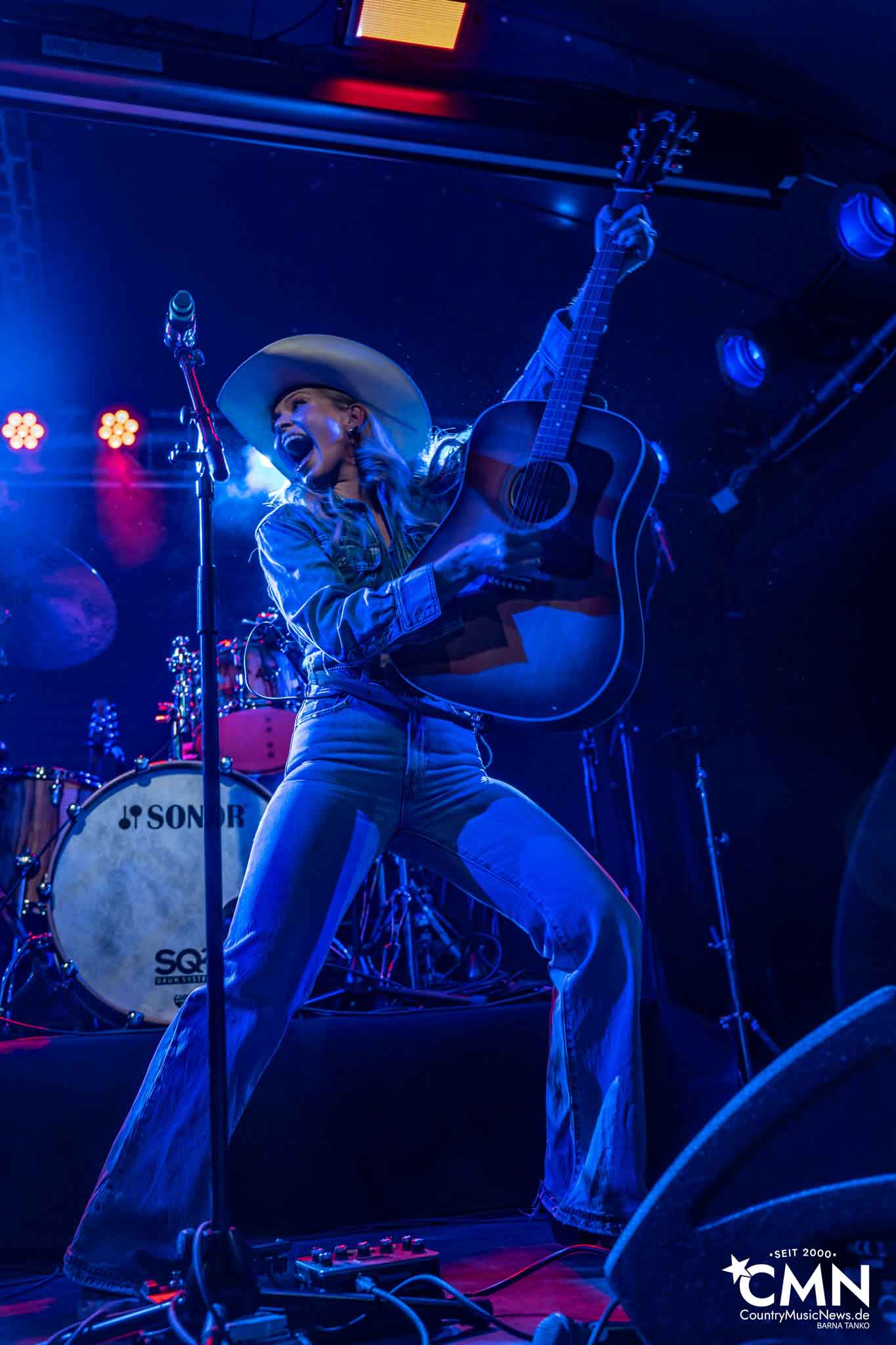 Max Jacksom Australian country singer-songwriter Max Jackson live at Club Bahnhof Ehrenfeld in Cologne.