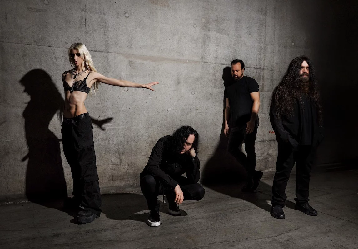 The Pretty Reckless - Dear God Tour