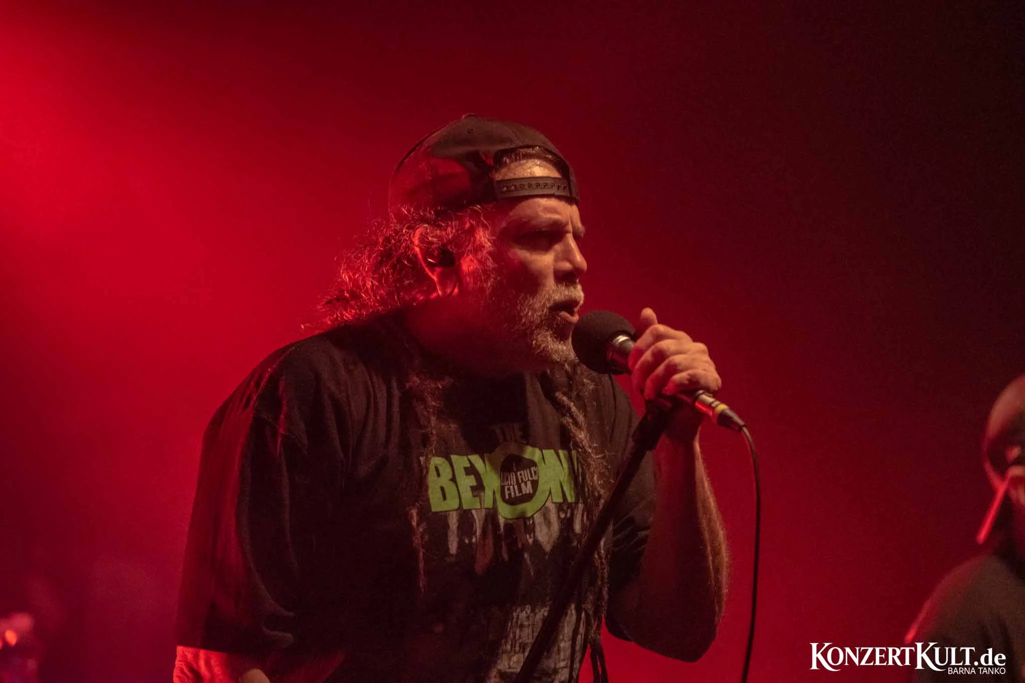 Six Feet Under - Decades In The Grave Tour 2026